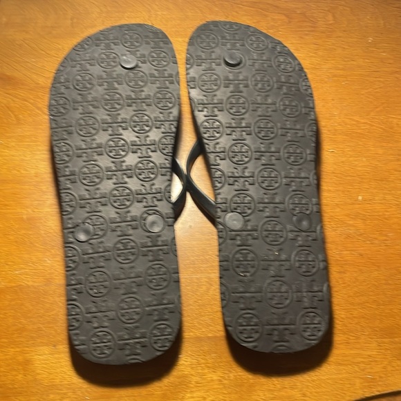 Tory Burch Black Rubber Flip Flops 8.5 - Picture 6 of 6